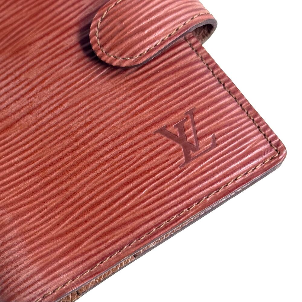 Louis Vuitton Epi Buckle Wallet - Picture 13 of 15